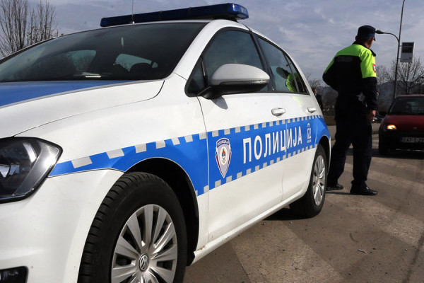 Mrtav muškarac pronađen u džipu