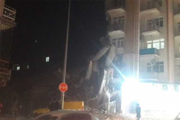 Razoran zemljotres pogodio Tursku, ima mrtvih