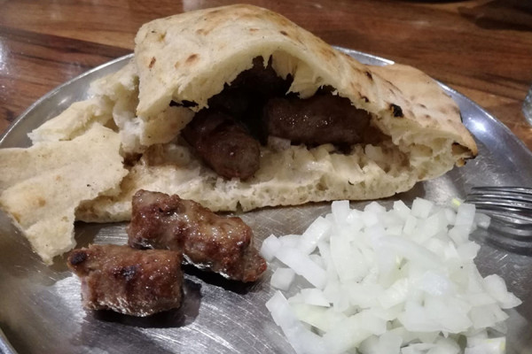 NAKON TROVANJA Iz inspekcije najavljuju veću kontrolu objekata brze hrane