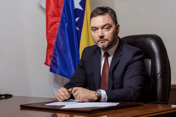 Košarac: Nadležne službe da provjeravaju robu iz Kine