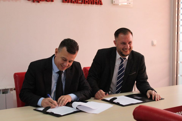 Gradski odbori SNSD i DEMOS-a potpisali koalicioni sporazum uoči lokalnih izbora /FOTO/