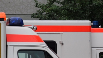 Pokušali prokrijumčariti Turčina u lažnom sanitetskom vozilu: Zamotan u zavojima glumio pacijenta 