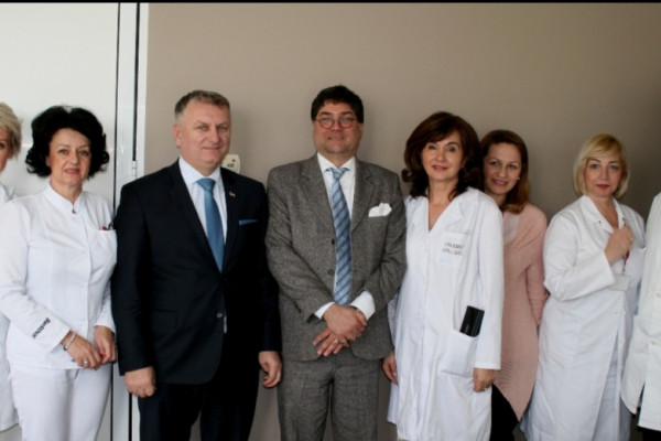 Ataše austrijske ambasade u BiH posjetio bijeljinsku Bolnicu