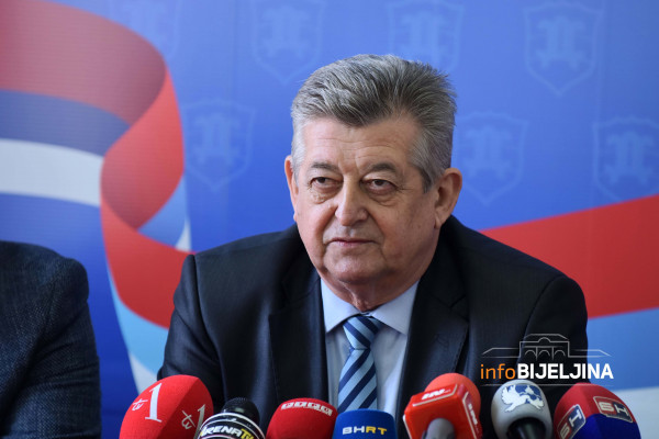 Mićić: Sa svima pregovaramo, sa vrhom SDS-a dogovaramo