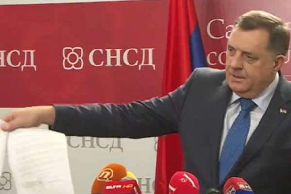 Dodik: Potpisan koalicioni ugovor sa Mićićem