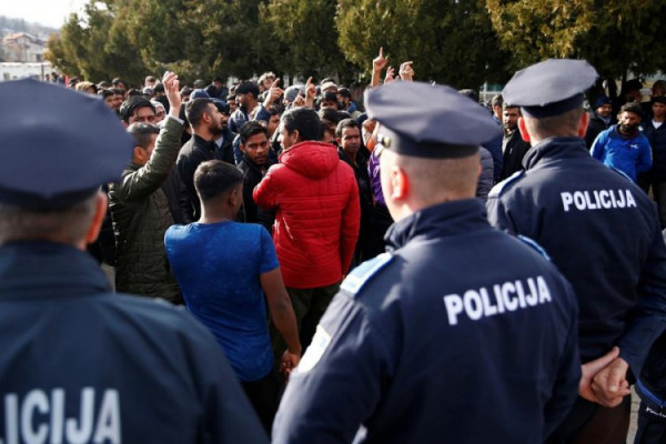 "U BiH se dnevno očekuje i do 10.000 migranata"