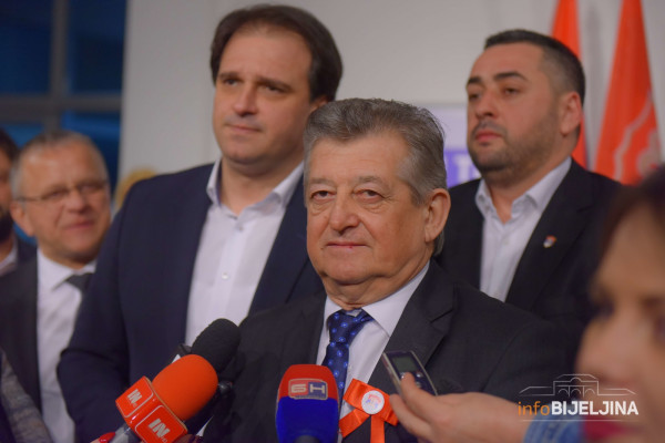 Predsjedništvo SDS-a danas izbacuje Mićića iz stranke