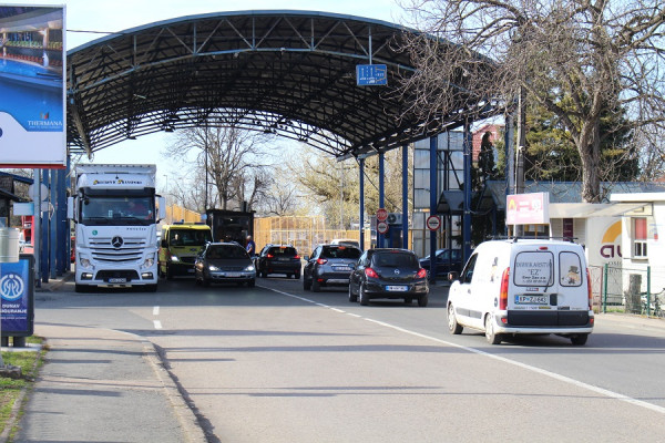 Privrednici iz BiH traže da države ne zatvaraju granice za prevoz roba