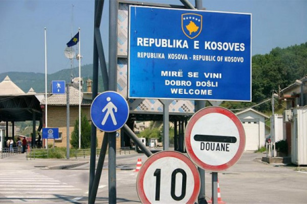 SAD obustavlja finansijsku pomoć Kosovu do ukidanja taksi