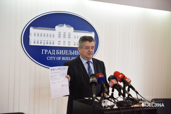 ODUSTAO OD ŽALBE Mićić formirao novu stranku