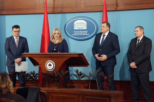 U Srpskoj neće biti nastave ni do kraja školske godine, Dodik upozorio "neodgovorne pojedince"