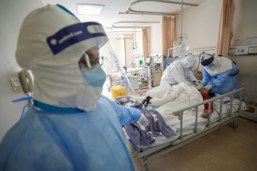 Bihać: Mladić sa koronavirusom u teškom zdravstvenom stanju