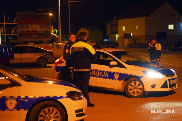 U vrijeme policijskog časa na ulici samo oni koji rade