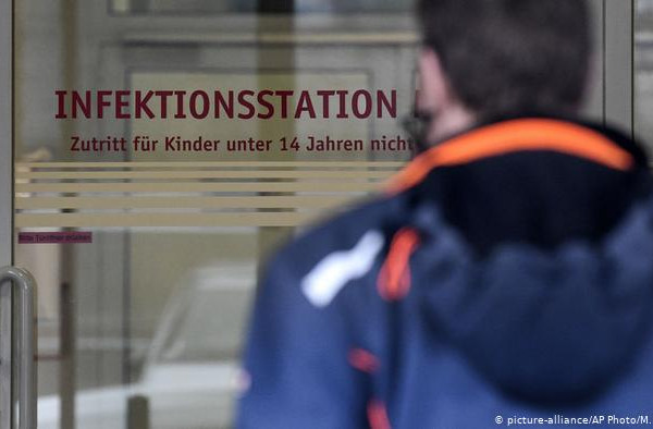 U Njemačkoj zabrana kontakata umjesto kretanja