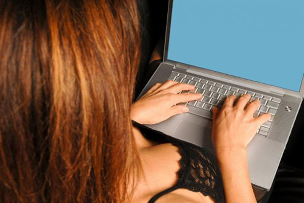 Lagala na društvenim mrežama da ima virus korona