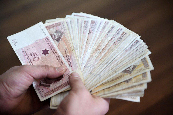 CIK novčano kaznio 32 političke partije u BiH
