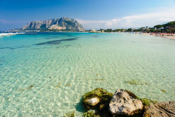 Italija otvara plaže, dolazak evropskih turista od 3. juna