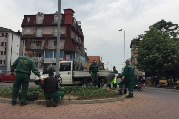 U toku uređenje zelenih površina u Bijeljini