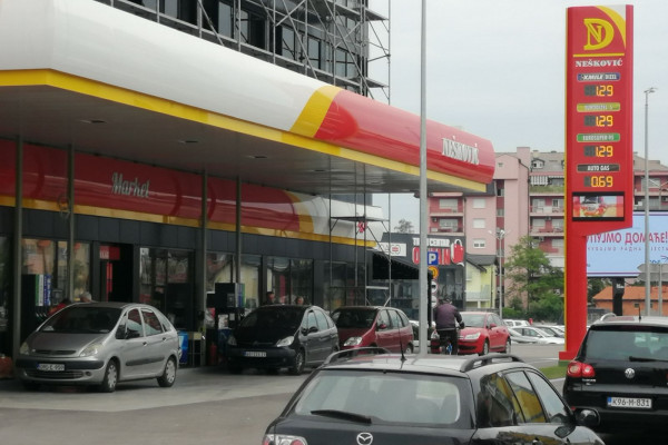 Nešković: Akcijska cijena goriva na novoj pumpi u Sremskoj ulici