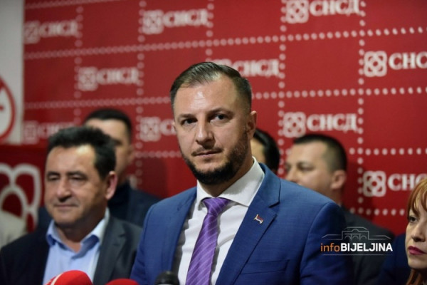 Ćorić: Nova skupštinska većina na sjednici 18. juna