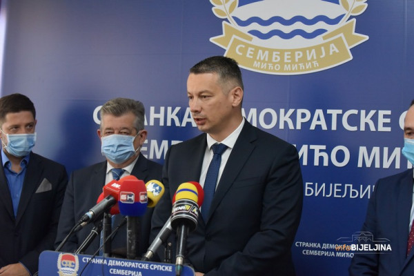 Sporazum SDSS-DNS: Šira koalicija znači i veću odgovornost