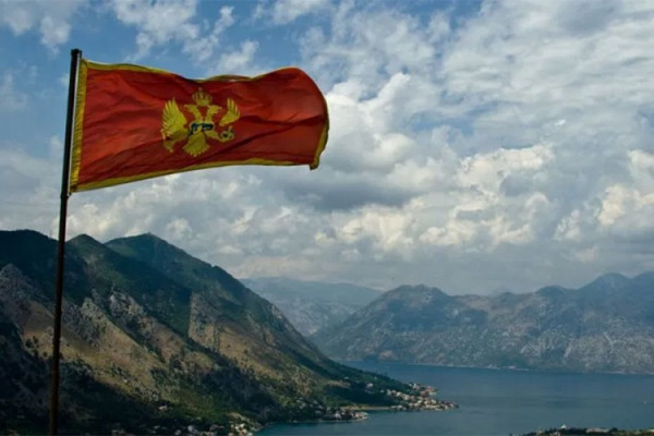 Crna Gora otvorila granice za Gambiju i Kirgistan, a za Srbiju nije
