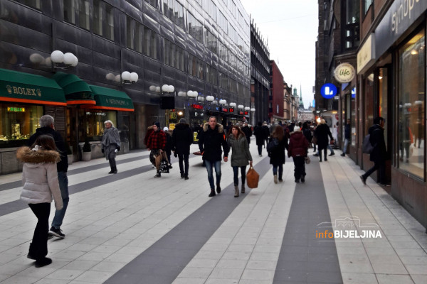 Danski epidemiolog: Izgleda da su Šveđani stekli imunitet i da je epidemija korone gotova