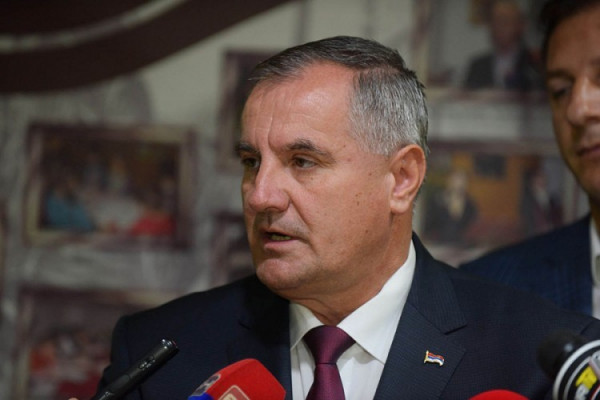 "Hit je ovih dana tužiti premijera"
