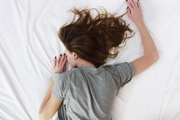 Kako položaj spavanja utiče na izgled?