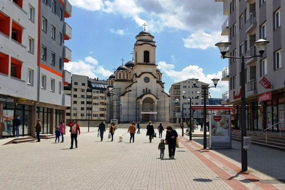 NOVO ŽARIŠTE KORONE U SRPSKOJ Kako je sahrana u OVOM gradu epidemiologe DIGLA NA NOGE