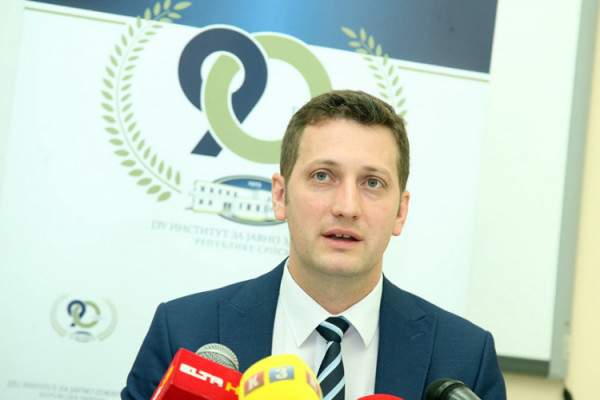 Zeljković: Poštovati mjere kako bi se izbjeglo zatvaranje