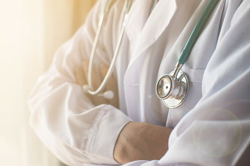 KORONA PRITISLA ZDRAVSTVENI SISTEM Medicinari premoreni, bolnice u Srpskoj pred KOLAPSOM