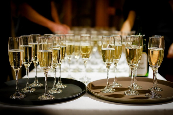 Nestalo im alkohola na žurki pa pili sredstvo za dezinfekciju