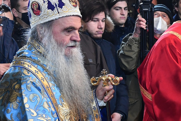 Hospitalizovan vladika David koji je služio liturgiju na sahrani patrijarha