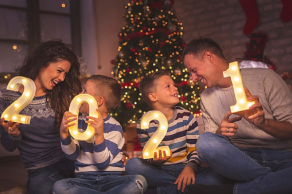 MJERE OSTAJU NA SNAZI Krizni štab FBiH pozvao građane da Novu godinu proslave porodično