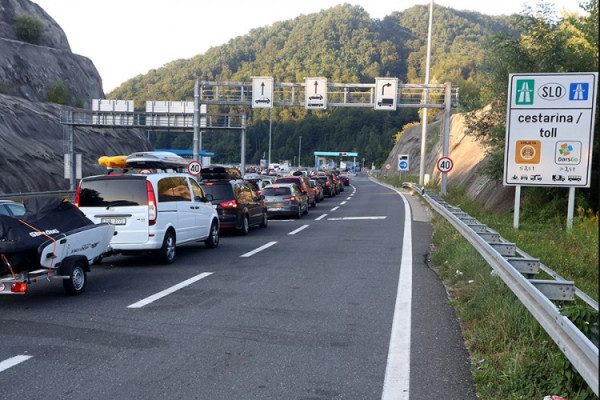 Dijaspora ipak krenula na Balkan?