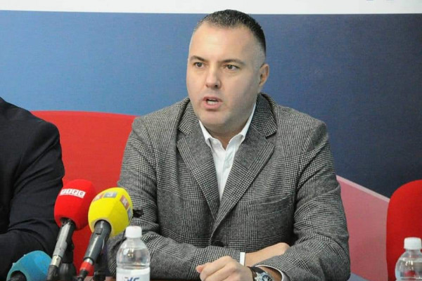 Vidović: Radović na nesreći u Kostajnici pokušava graditi karijeru u SDS-u