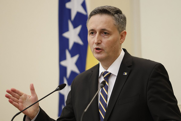 Bećirović: Pozvao sam NATO da otvori vojne baze u BiH