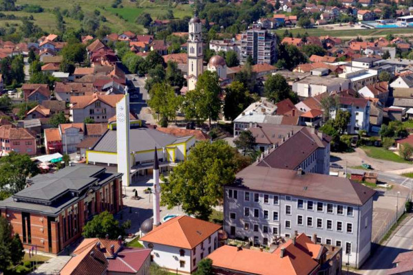 Derventi se smiješi status grada, Simić spremio vatromet