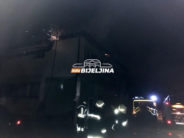 VATROGASCI NA TERENU Gori zgrada u sklopu Doma zdravlja u Janji (FOTO)