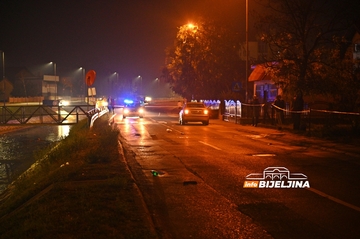 Užas u Bijeljini: Vozilom udario tri pješaka pa pobjegao (VIDEO)
