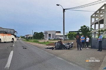 Sudar u Dvorovima, učestvovali vozilo i motocikl (FOTO)