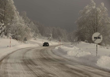 Zabijelilo i u Crnoj Gori: Na Žabljaku 44 centimetra snijega