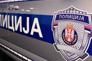 Tragedija u Čačku: Mladić ubio oca, majku i djeda