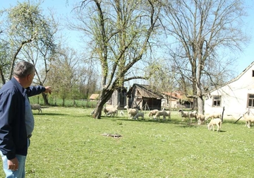 Bivši funkcioner i njegove ovčice: Bio je desna ruka Milorada Dodika, a evo gdje sada živi