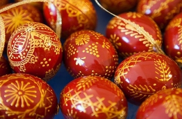 DANAS JE VELIKI ČETVRTAK: Ovo su običaji koje bi valjalo ispoštovati