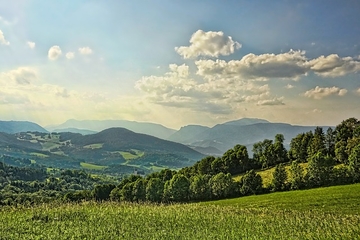 Danas sunčano, poslije podne moguća kiša
