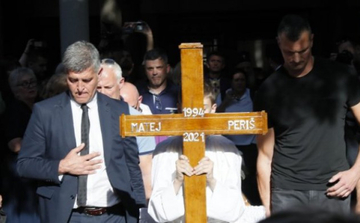 Sahranjen Matej Periš, ispraćen uz pjesmu "Moj lipi anđele"