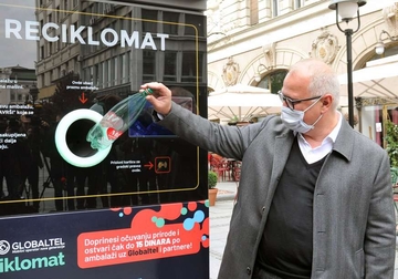 U Beogradu postavljen prvi reciklomat