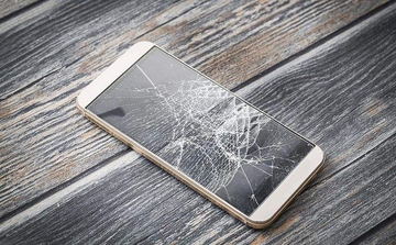 Naučnici razvili staklo koje je skoro nemoguće razbiti